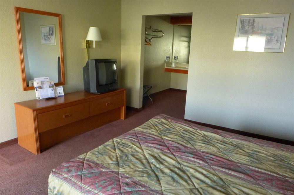 Inn At Rohnert Park Buitenkant foto