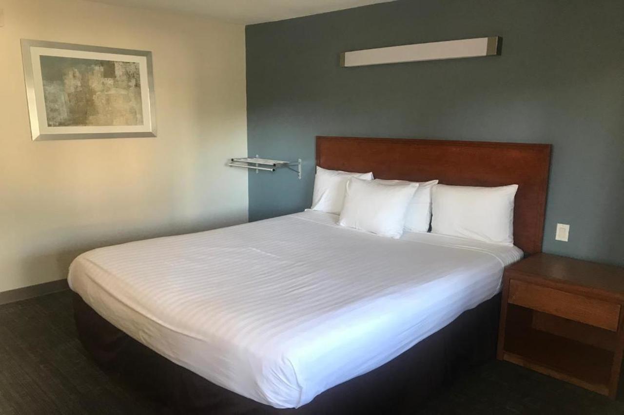 Inn At Rohnert Park Buitenkant foto